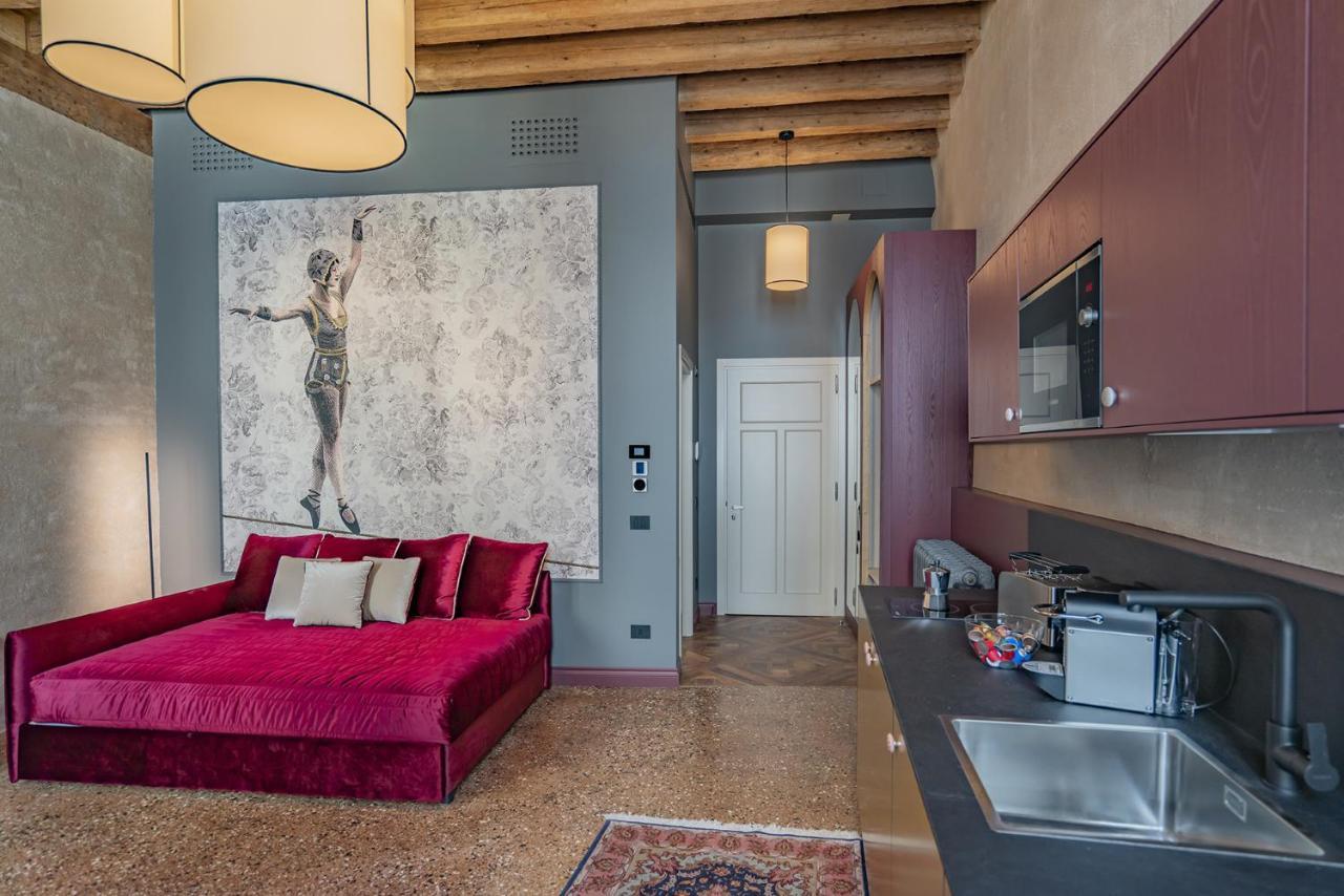 Corte Rubbi 7 Deluxe Apartment เวนิส ภายนอก รูปภาพ