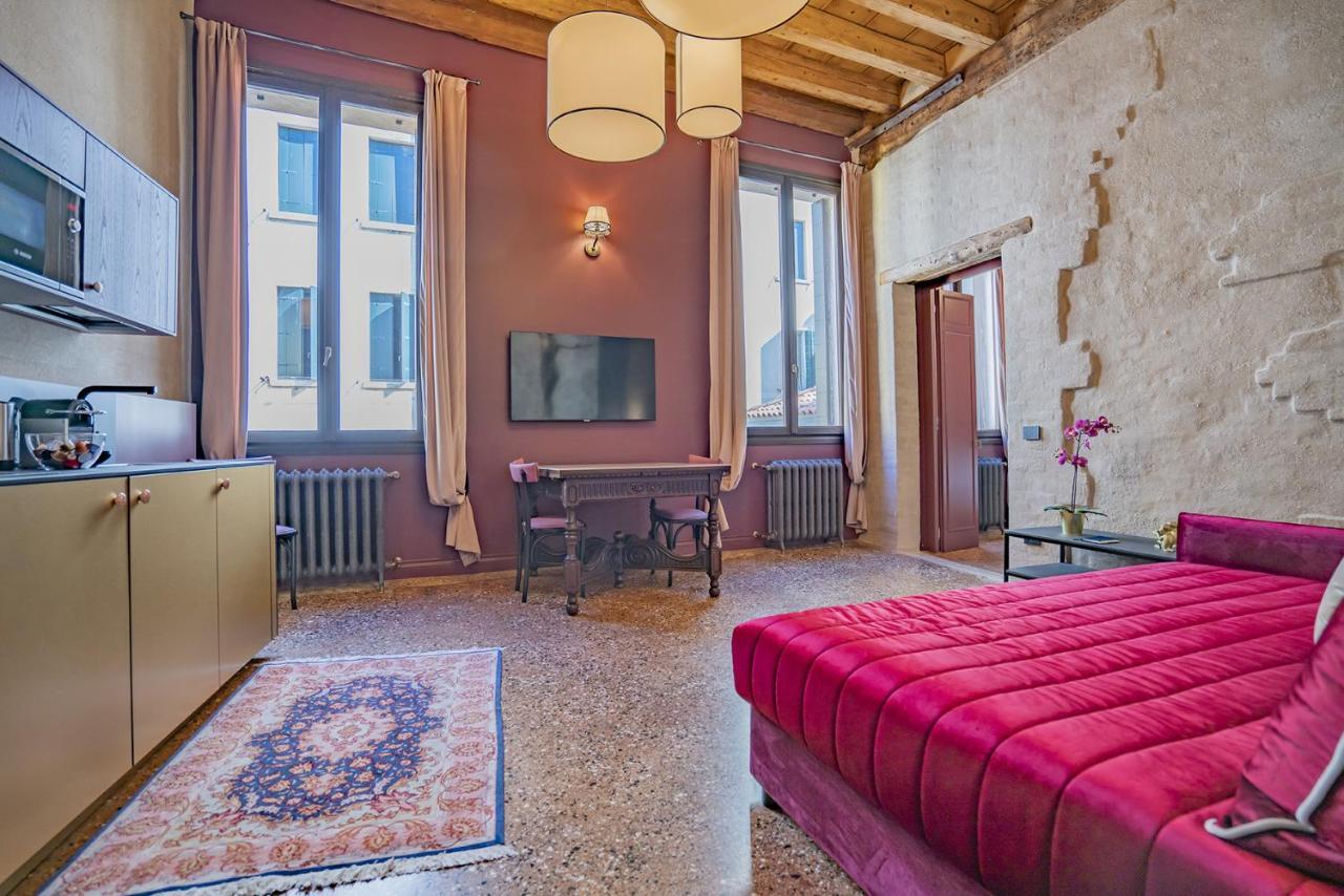 Corte Rubbi 7 Deluxe Apartment เวนิส ภายนอก รูปภาพ